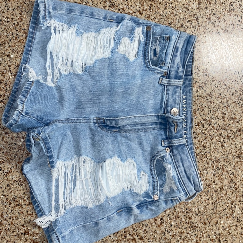 American Eagle ripped Denim shorts